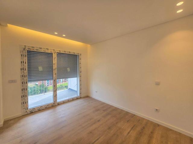 Apartamento venda em Bom Sucesso, Lomba do Poço Frio
