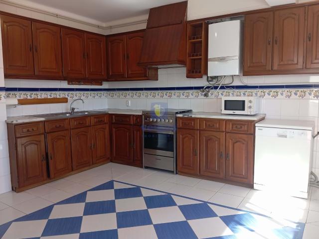 Apartamento alugar em Nossa Senhora do Pópulo, Caldas Da Rainha