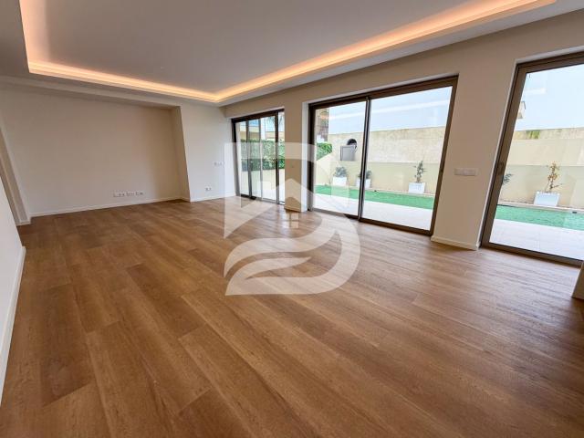 Apartamento venda em Praia de Alvor, Portimão