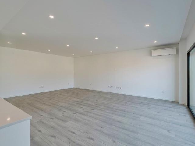 Apartamento venda em Urbanização Alto dos Moinhos, Montijo