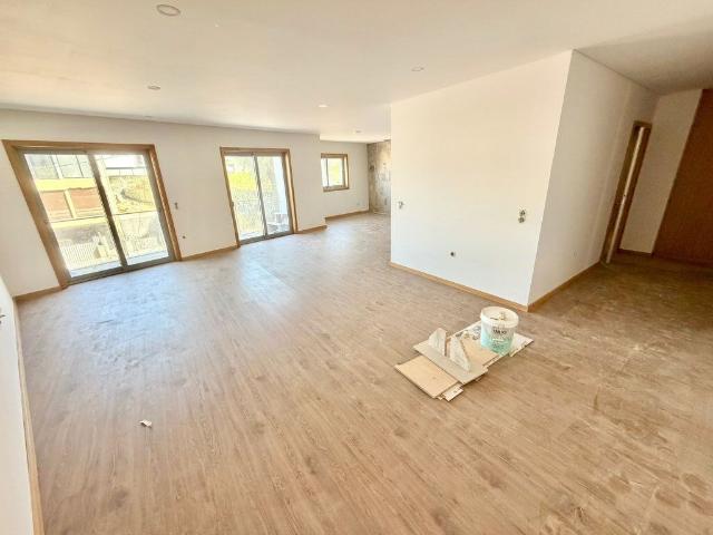 Apartamento venda em Santa Maria Da Feira, Aveiro