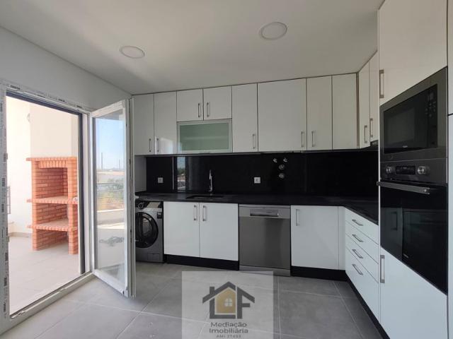 Apartamento venda em Farinheiras, Seixal