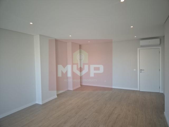 Apartamento venda em Faro