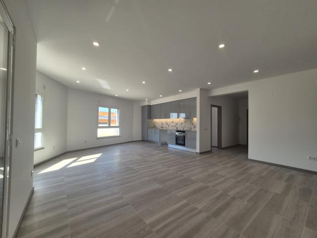 Apartamento alugar em Fazendas de Almeirim, Almeirim
