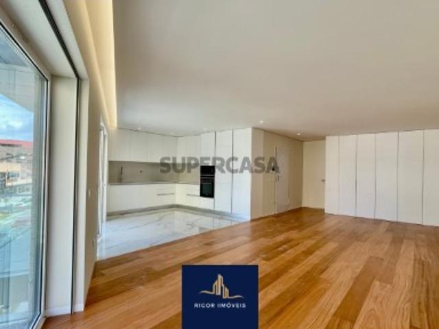 Casa venda em A Ver-o-mar, Porto