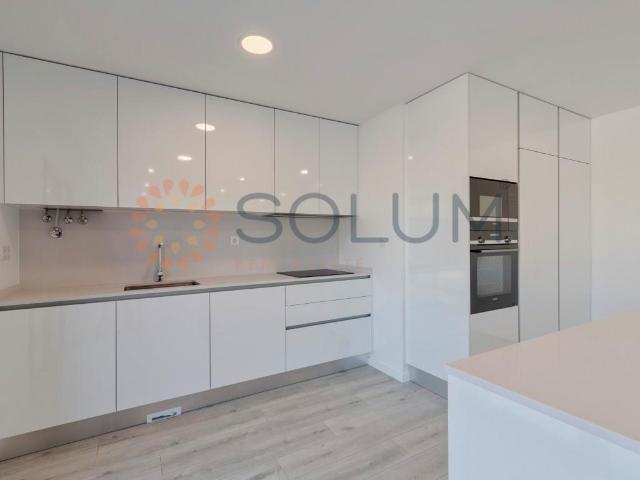 Apartamento venda em Urbanização Alto dos Moinhos, Montijo