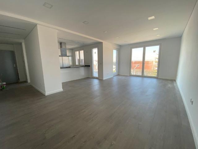 Apartamento venda em Zona Residencial de Santa Marta do Pinhal e de Corroios, e de Quinta da Marialva, Seixal