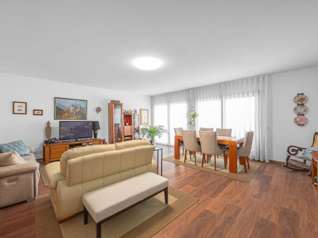 Apartamento venda em Casal do Chapim, Odivelas