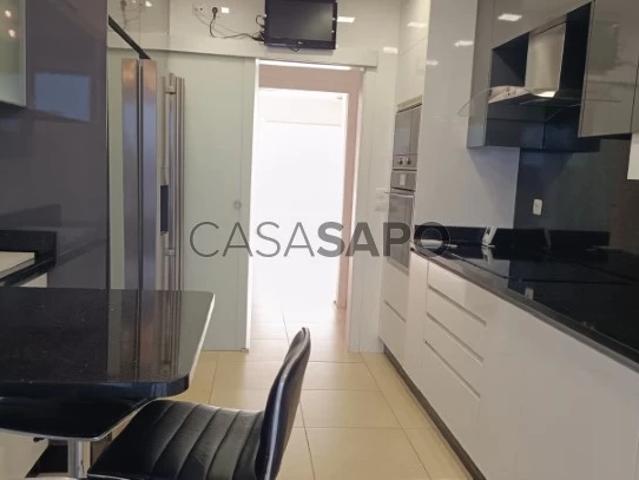 Apartamento alugar em Casal Leirião, Alcobaça