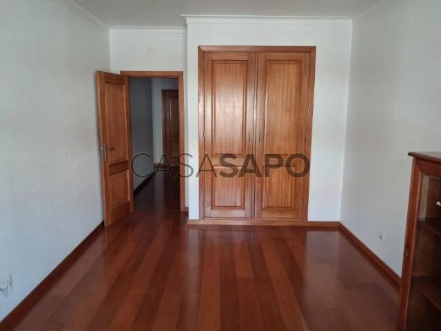 Apartamento alugar em Alcobaça, Leiria