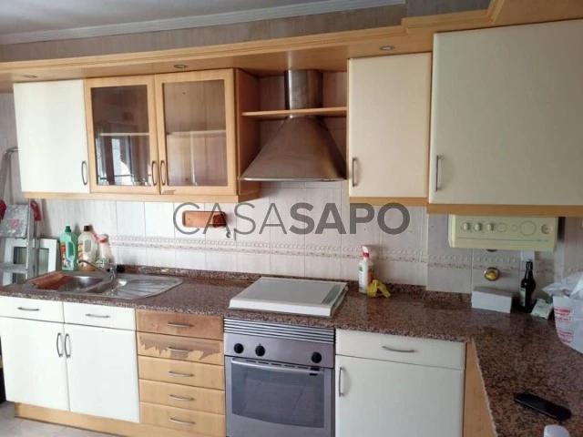 Apartamento alugar em Carregado e Cadafais, Alenquer