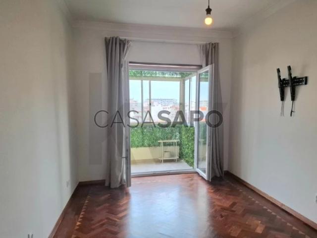 Apartamento alugar em Bairro do Campo da Bola, Costa Da Caparica