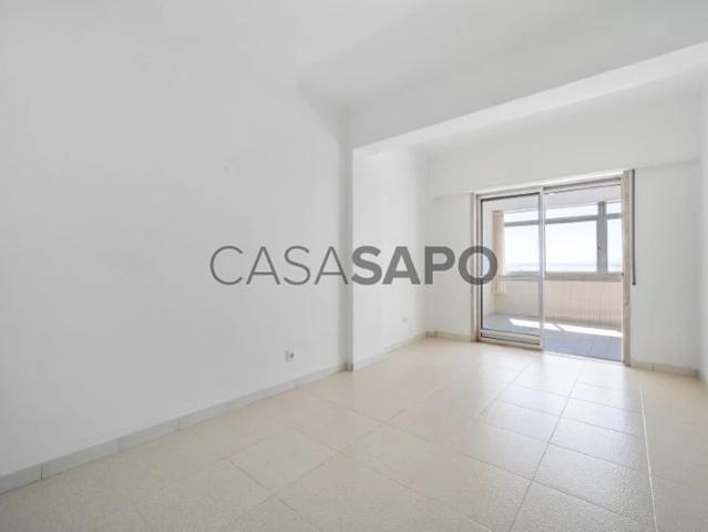 Apartamento alugar em Cacilhas, Almada