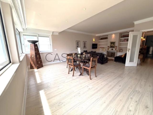 Apartamento alugar em Torcatas, Almada
