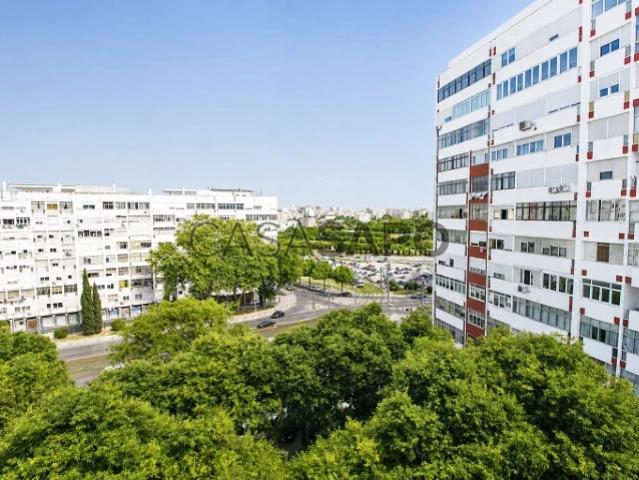 Apartamento alugar em Centro Sul, Almada