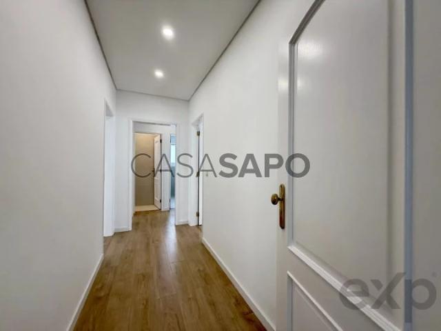 Apartamento alugar em Almada, Setúbal