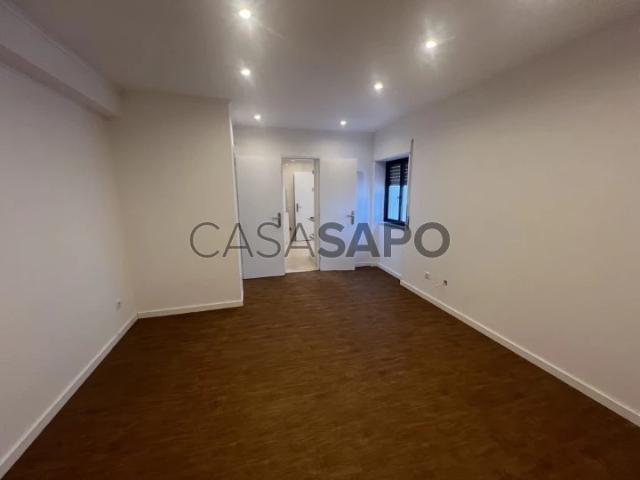 Apartamento alugar em Nossa Senhora do Pópulo, Caldas Da Rainha