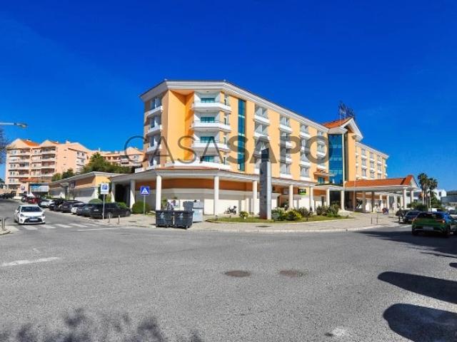 Apartamento alugar em Junqueiro, Cascais