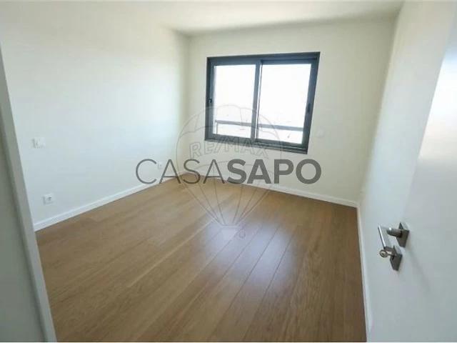 Apartamento alugar em São Miguel das Encostas, Cascais