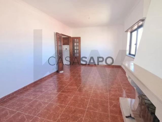 Apartamento alugar em Bairro do Rosário, Cascais