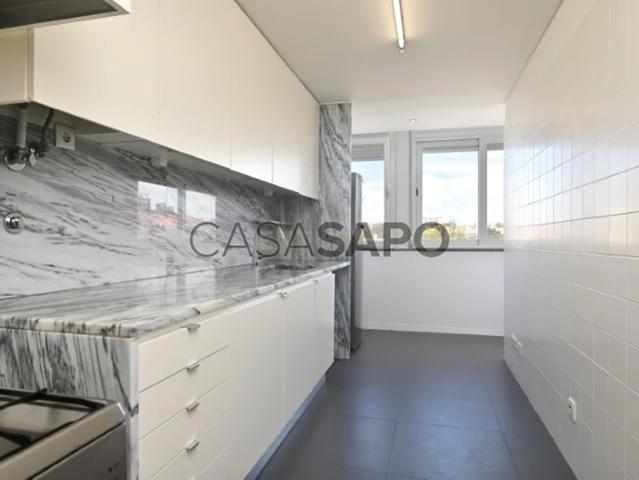 Apartamento alugar em Junqueiro, Cascais