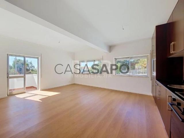 Apartamento alugar em Carcavelos e Parede, Cascais