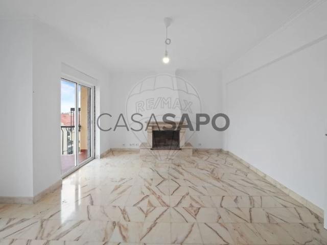 Apartamento alugar em Abuxarda, Cascais