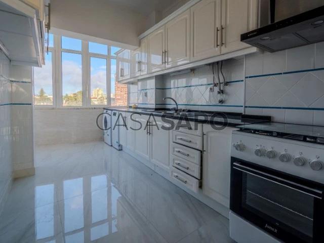 Apartamento alugar em Nova Oeiras, Oeiras