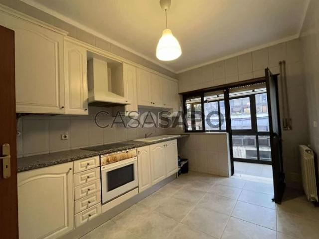 Apartamento alugar em Urbanização Vale da Cabrita, Leiria