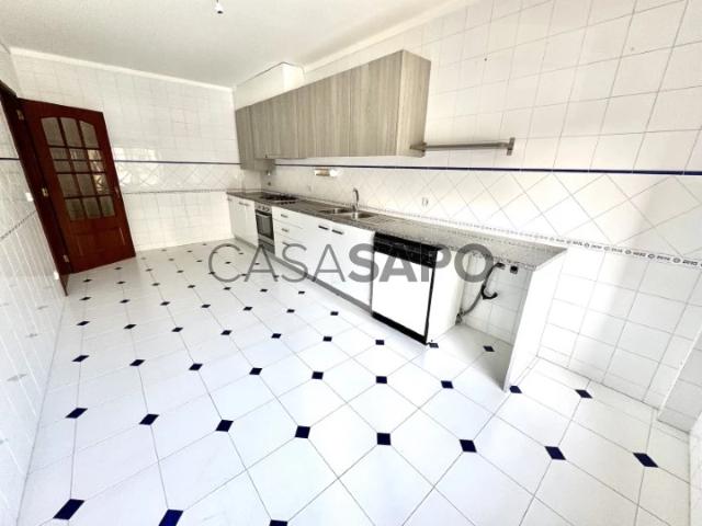 Apartamento alugar em Marrazes e Barosa, Leiria