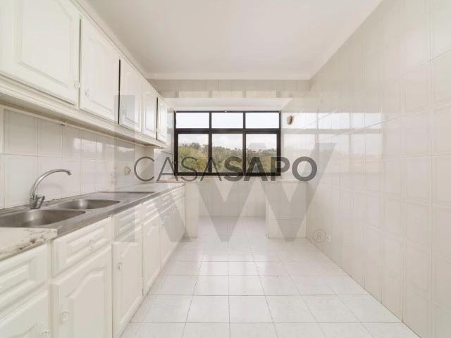 Apartamento alugar em Urbanização Hill Side, Leiria