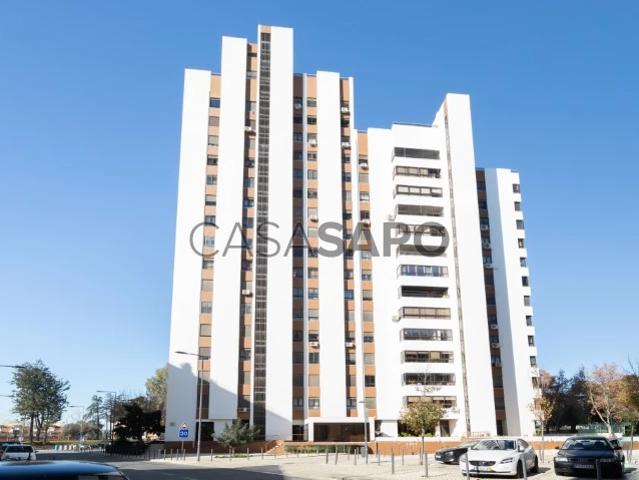 Apartamento alugar em Santa Clara, Lisboa