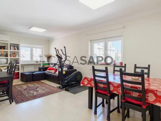 Apartamento alugar em Estrela, Lisboa