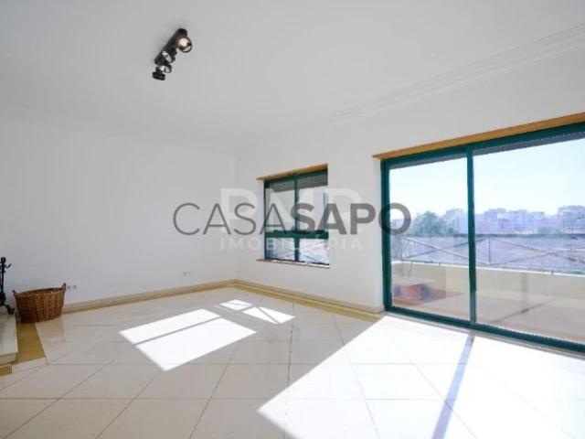 Apartamento alugar em Santa Clara, Lisboa