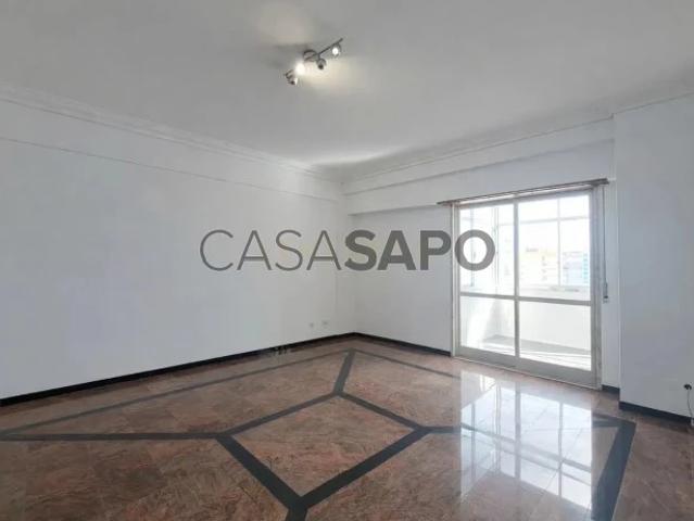 Apartamento alugar em Lisboa