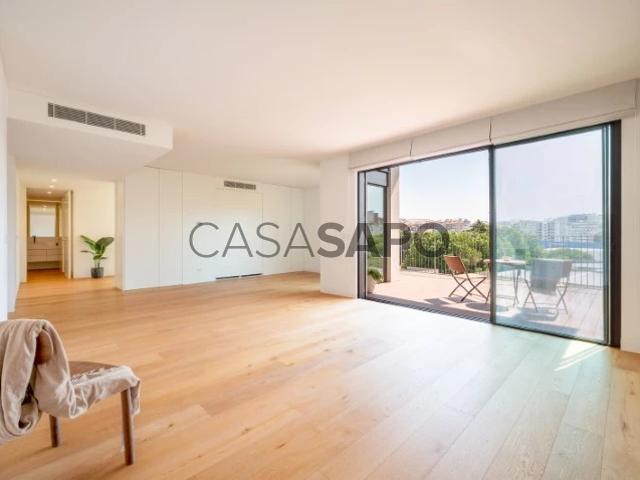 Apartamento alugar em Benfica, Lisboa