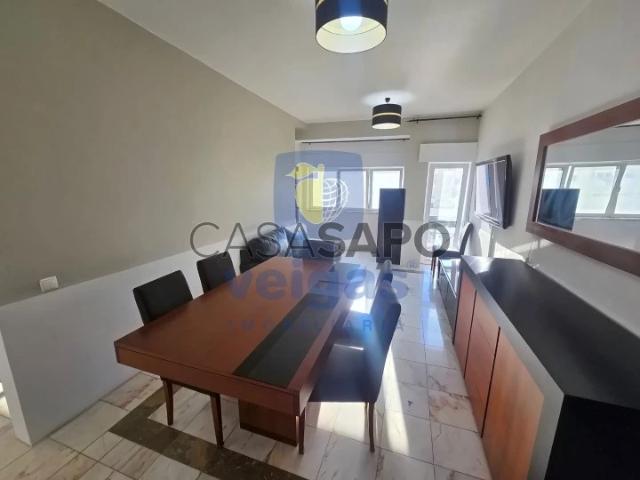 Apartamento alugar em Bairro dos Lóios, Lisboa