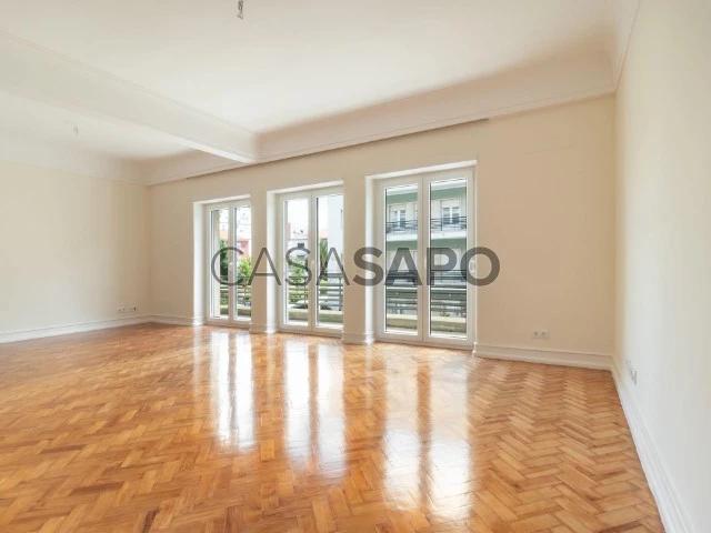 Apartamento alugar em Bairro de São Miguel, Lisboa