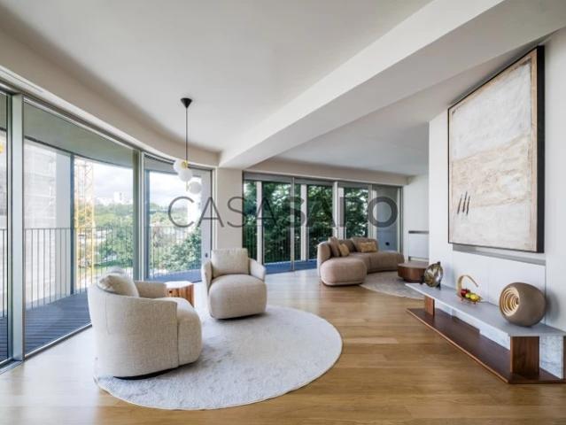 Apartamento alugar em Santo António, Lisboa