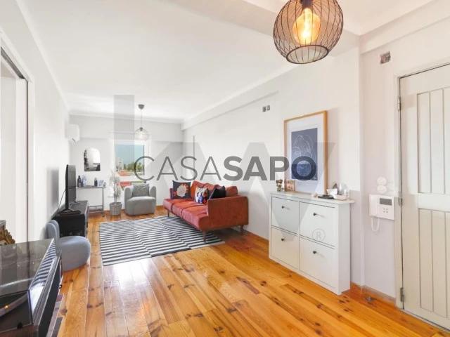 Apartamento alugar em Bairro das Amendoeiras, Lisboa