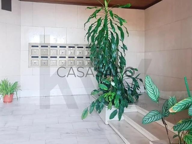 Apartamento alugar em Quinta do Lambert, Lisboa
