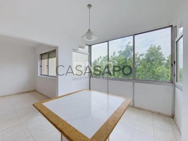 Apartamento alugar em Alto da Faia, Lisboa