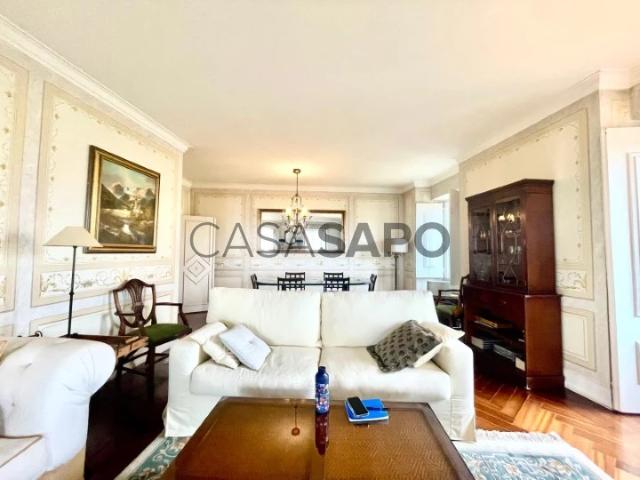 Apartamento alugar em Misericórdia, Lisboa