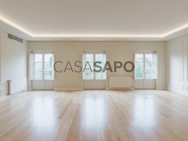 Apartamento alugar em Estrela, Lisboa