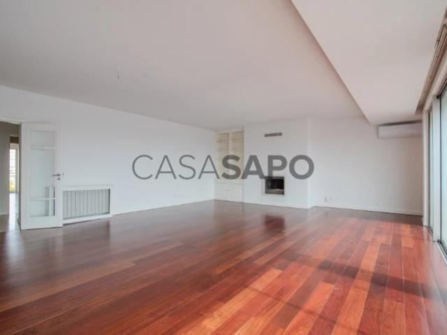 Apartamento alugar em Amoreiras, Lisboa