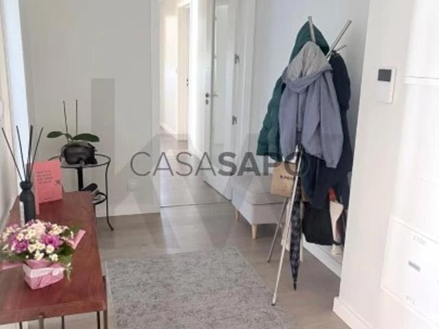Apartamento alugar em Santiago Dos Velhos, Lisboa