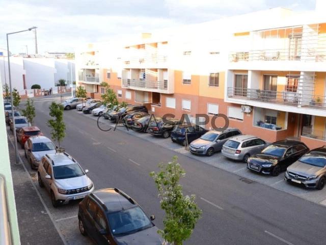 Apartamento alugar em Bairro Azouguete, Santiago Dos Velhos