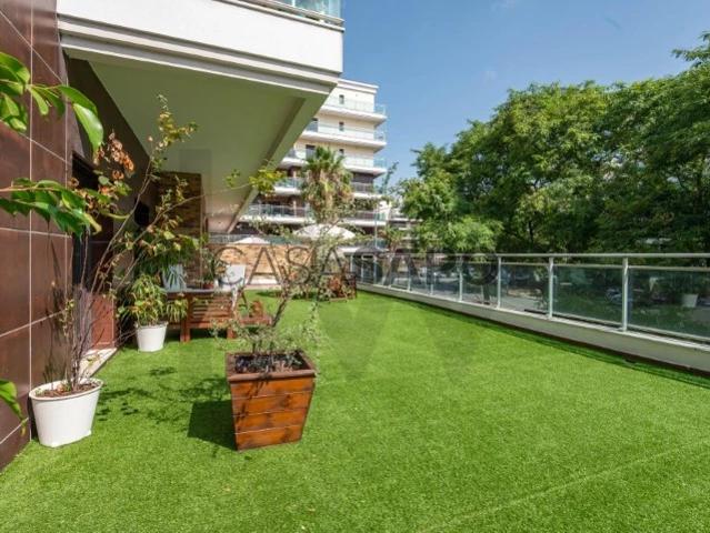 Apartamento alugar em Santiago Dos Velhos, Lisboa