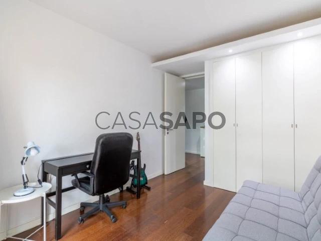 Apartamento alugar em Jardins do Cristo Rei, Santiago Dos Velhos