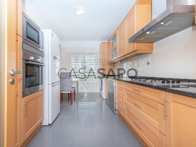 Apartamento alugar em Santa Iria de Azoia, São João da Talha e Bobadela, Loures